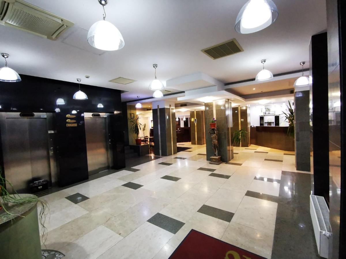 Hotel Severus Zalău Exterior foto